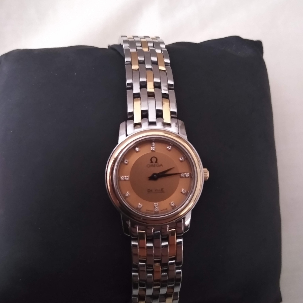 Ladies Omega DeVille watch - Picture 2 of 2